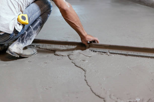 Best Concrete Pool Decks in Topeka, IN